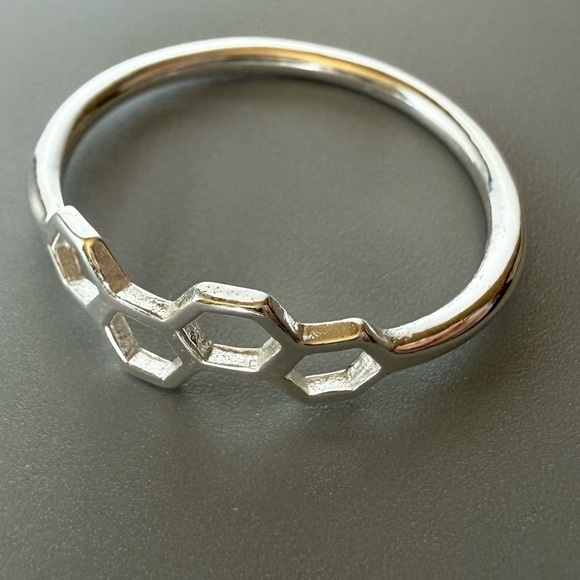 Sterling Silver Honey Comb Ring - Picture 7 of 11